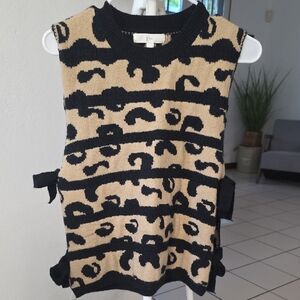 Stylish Black and Tan Patterned Sweater Vest